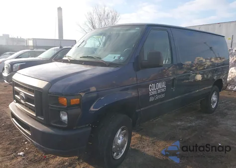 2010 Ford E-250 Commercial/Recreational z USA, uszkodzony, nr VIN 1FTNE2EW8ADA44130